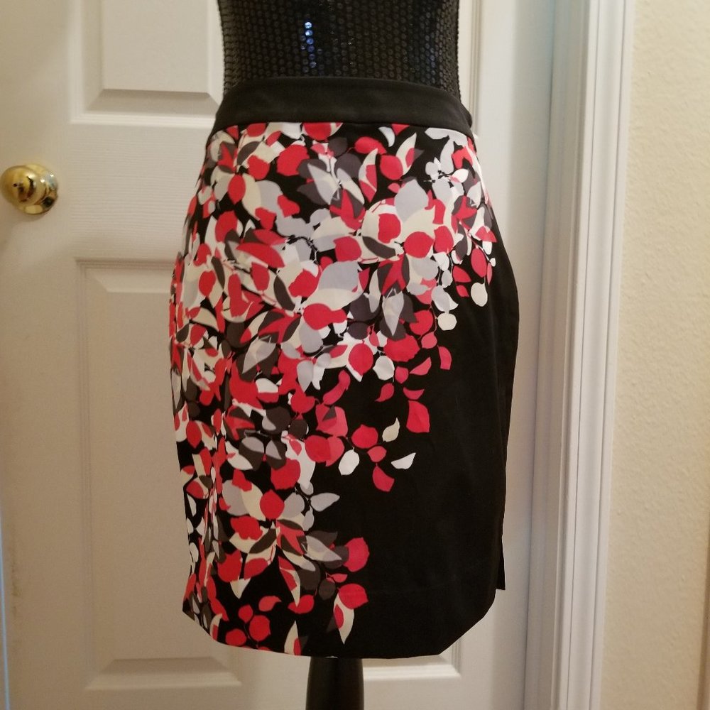 Nue Options Petite Black Floral Skirt, New w/tags